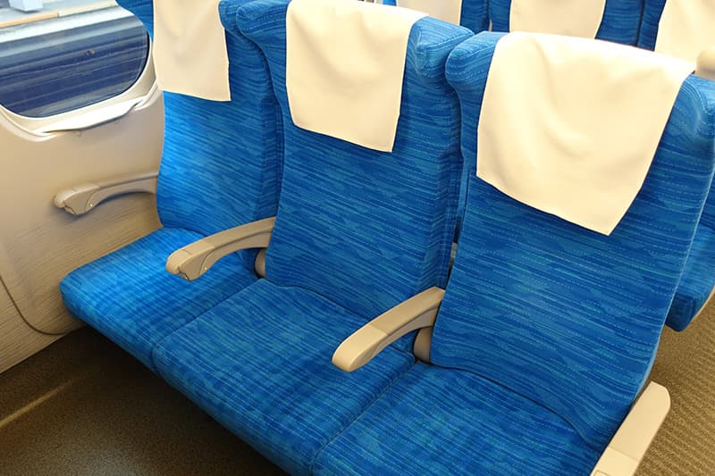 新幹線の座席