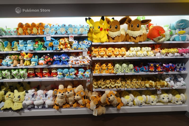 ポケモンストア東京駅店のぬいぐるみ