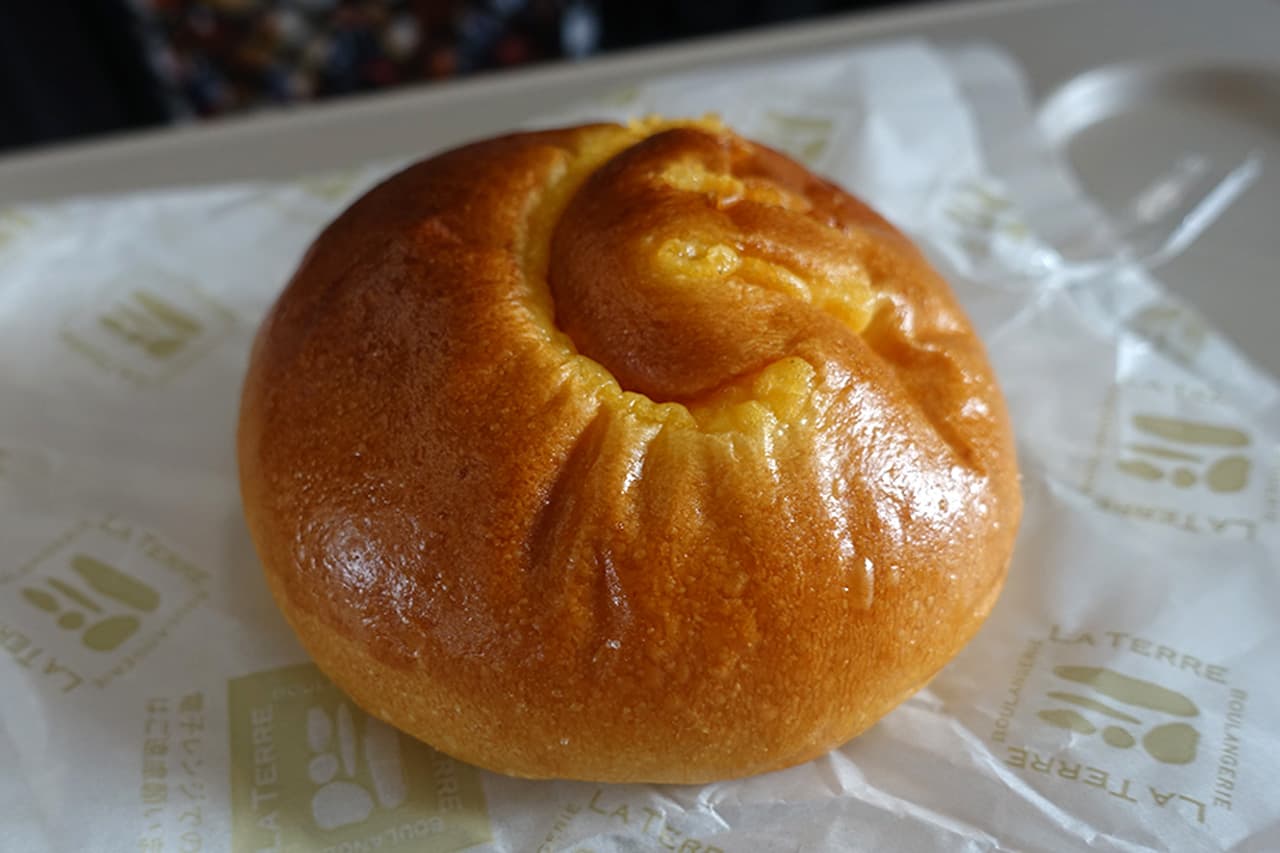 ラ・テール グランスタ東京のしあわせを呼ぶクリームパン