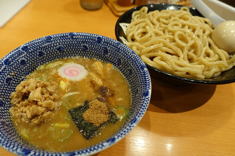 六厘舎の特製つけめん