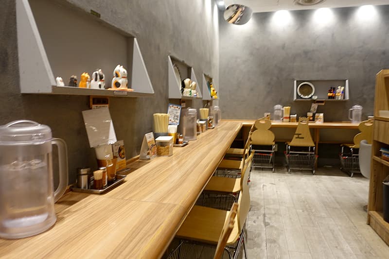 そらのいろNIPPONの店内