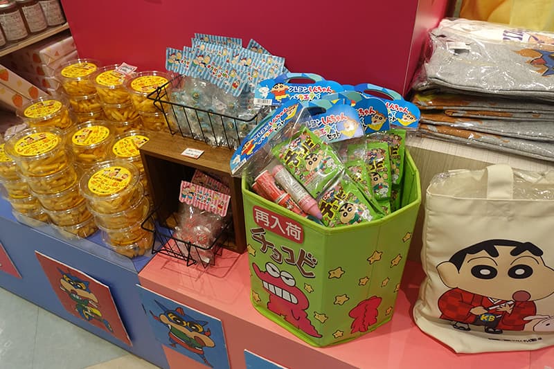 クレヨンしんちゃん アクションデパート東京駅店のお菓子