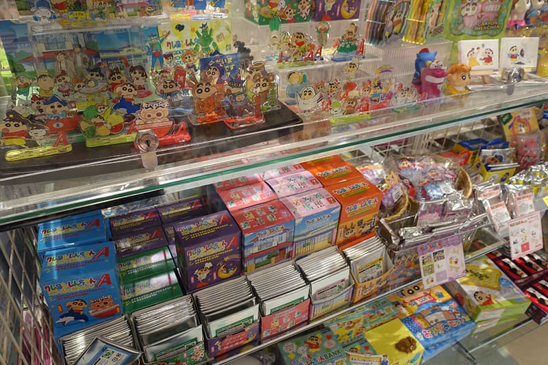 クレヨンしんちゃん アクションデパート東京駅店のアクリルスタンド