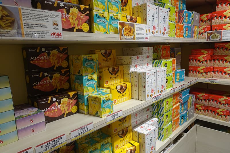 カルビープラス東京駅店のお菓子
