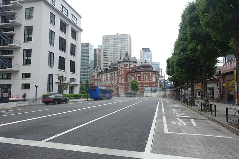 東京駅からKITTE丸の内へ行く