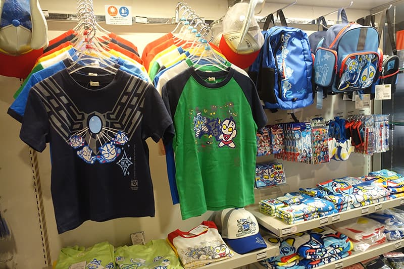 ウルトラマンワールドM78 東京駅店の子供服