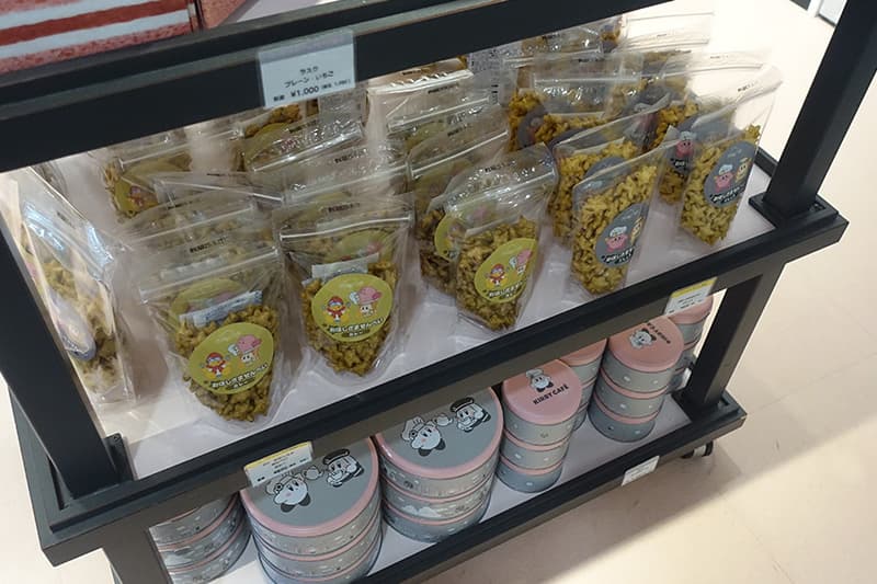 カービィカフェPETIT 東京駅のお菓子