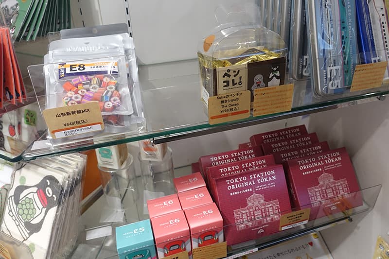 トレニアート トウキョウ グランスタ店のお菓子