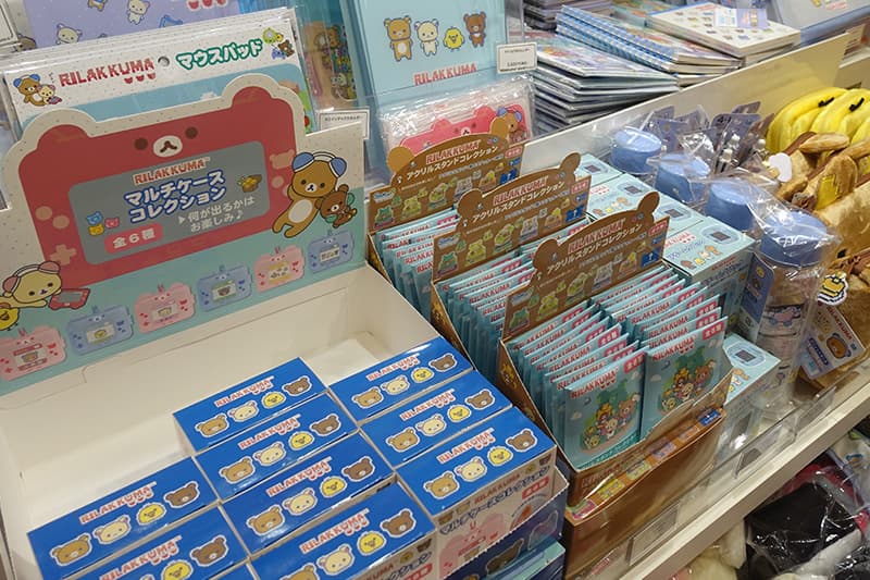 リラックマストア東京駅店のアクリルスタンド