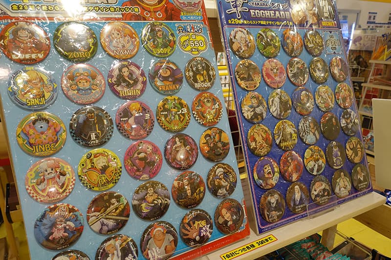 ONE PIECE 麦わらストアの缶バッジ