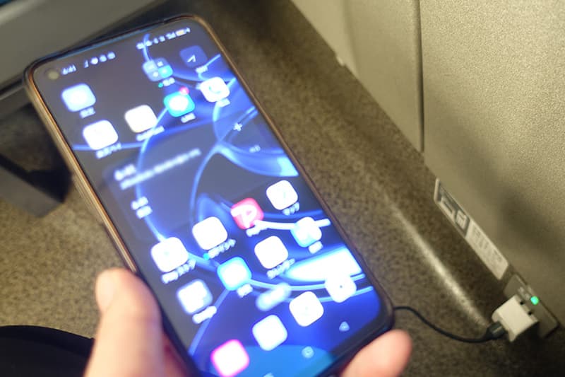 Connecting to Shinkansen Free Wi-Fi on a smartphone