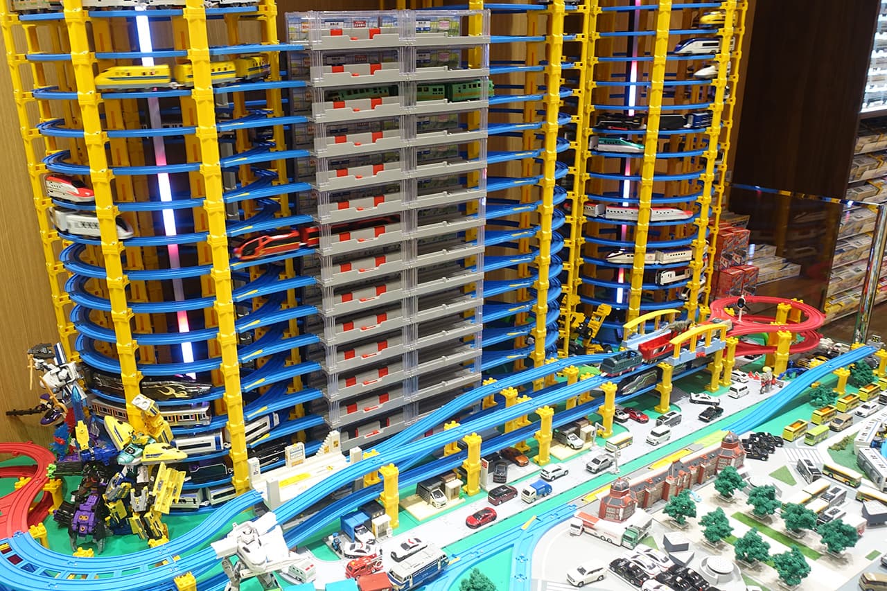 トミカ プラレールショップ東京店