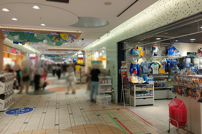 東京キャラクターストリートのショップ