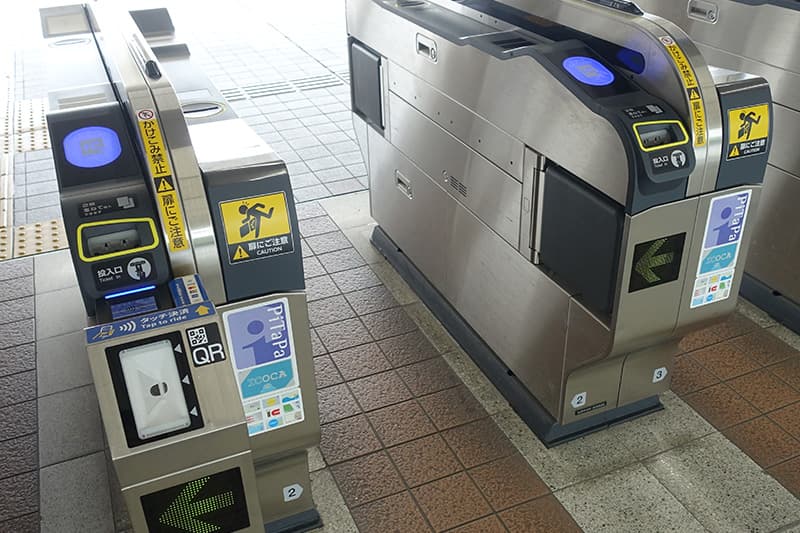 大阪モノレールの改札機