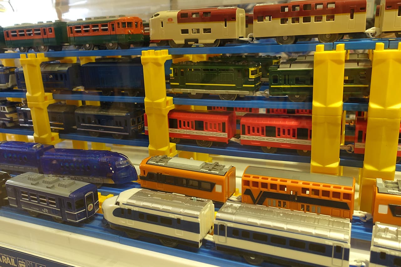 トミカ・プラレールショップ大阪店