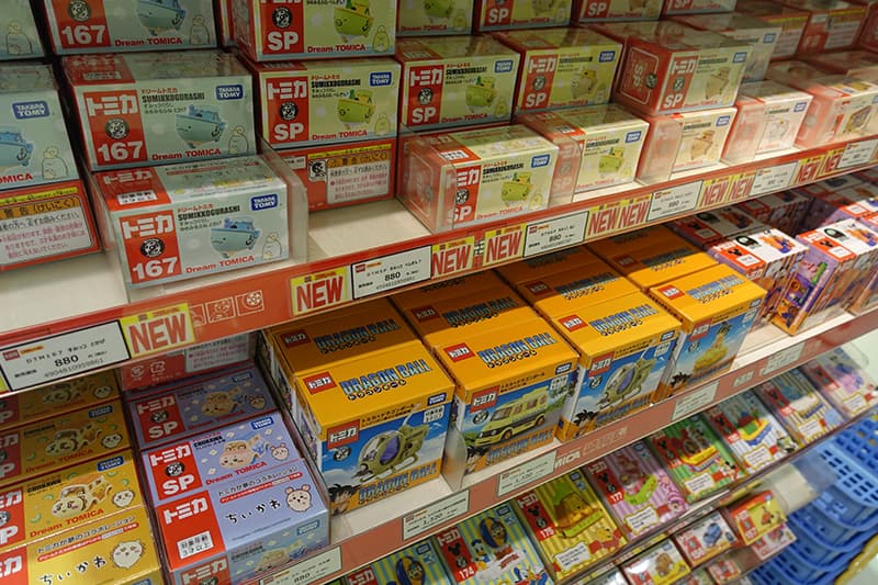 トミカショップ大阪店のトミカ