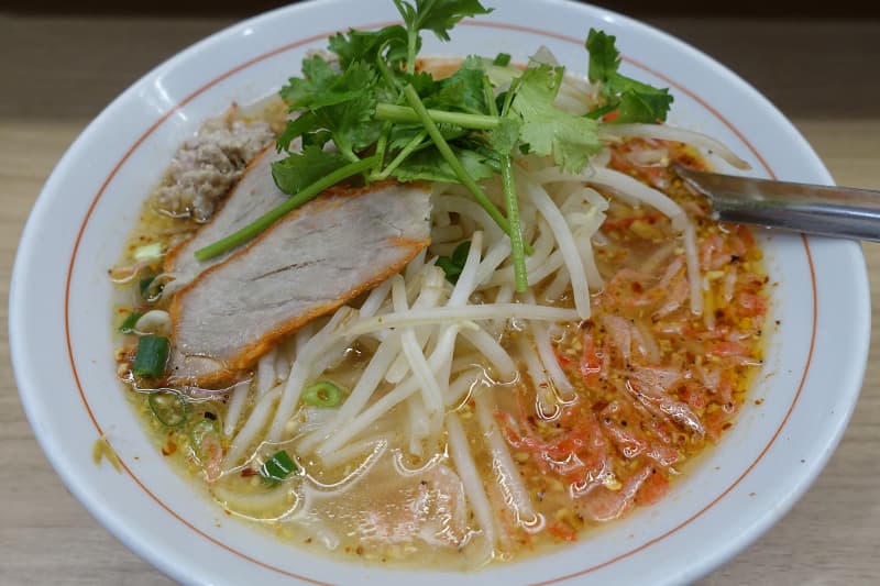 カオサン ルミネ新宿店のタイ式トムヤムヌードル