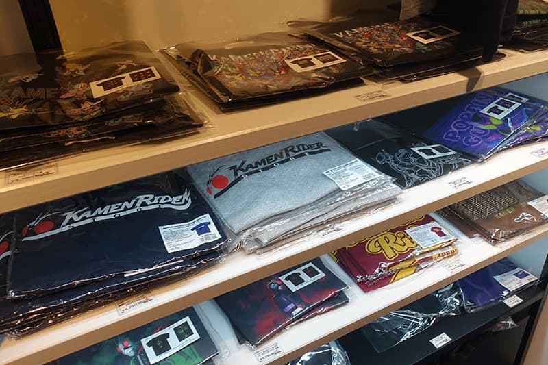 仮面ライダーストア大阪のTシャツ