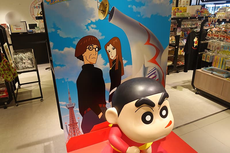 クレヨンしんちゃん シネマパレードツアー大丸梅田のオブジェ