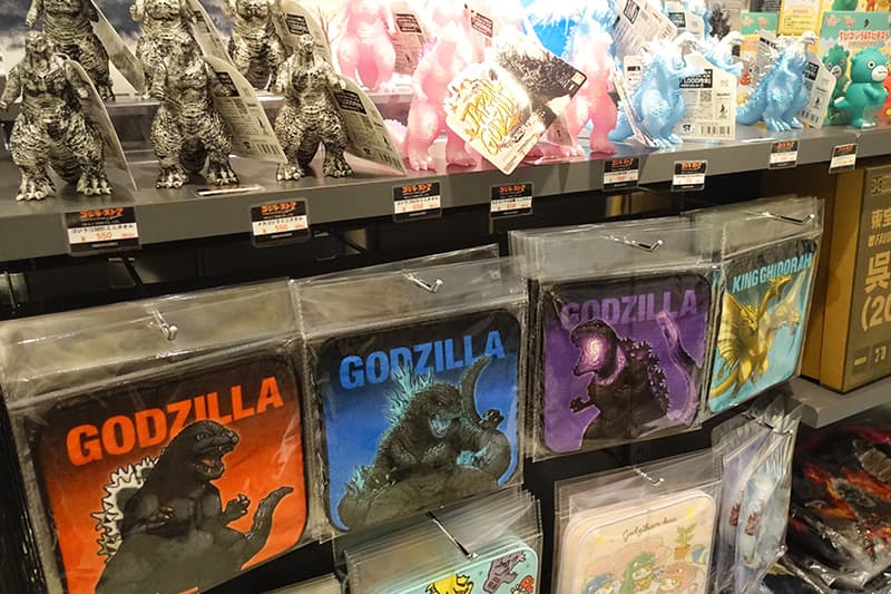 ゴジラストアUmedaのグッズ