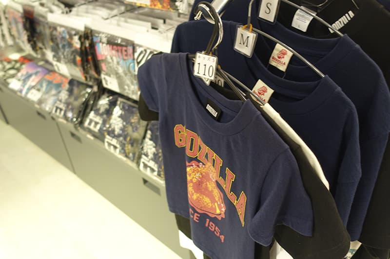ゴジラのTシャツ