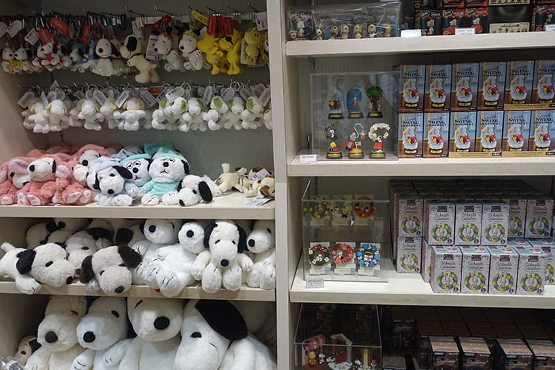 スヌーピータウンミニの東京駅のコレクタブルアイテム