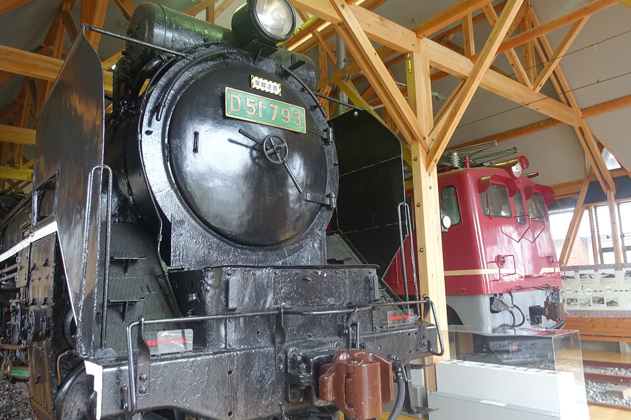 長浜鉄道スクエアのD51とED70