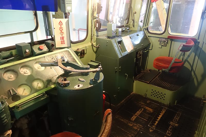 長浜鉄道スクエアのED70形1号 交流電気機関車の運転席