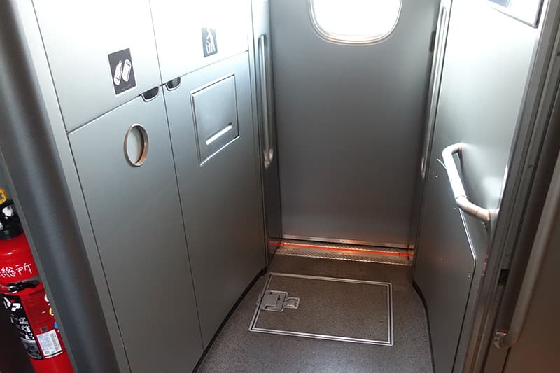 新幹線のひかりのゴミ箱の場所