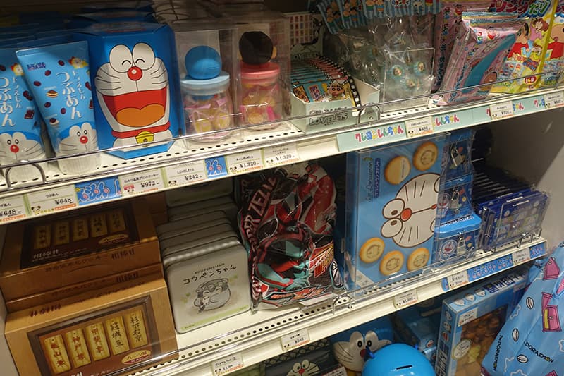 テレアサショップ東京駅店のお菓子