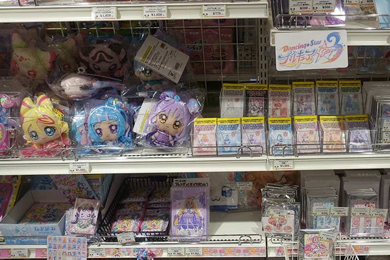 テレアサショップ東京駅店のプリキュアのグッズ