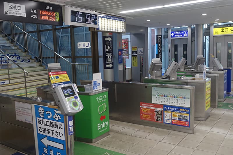 遠州鉄道 新浜松駅の改札